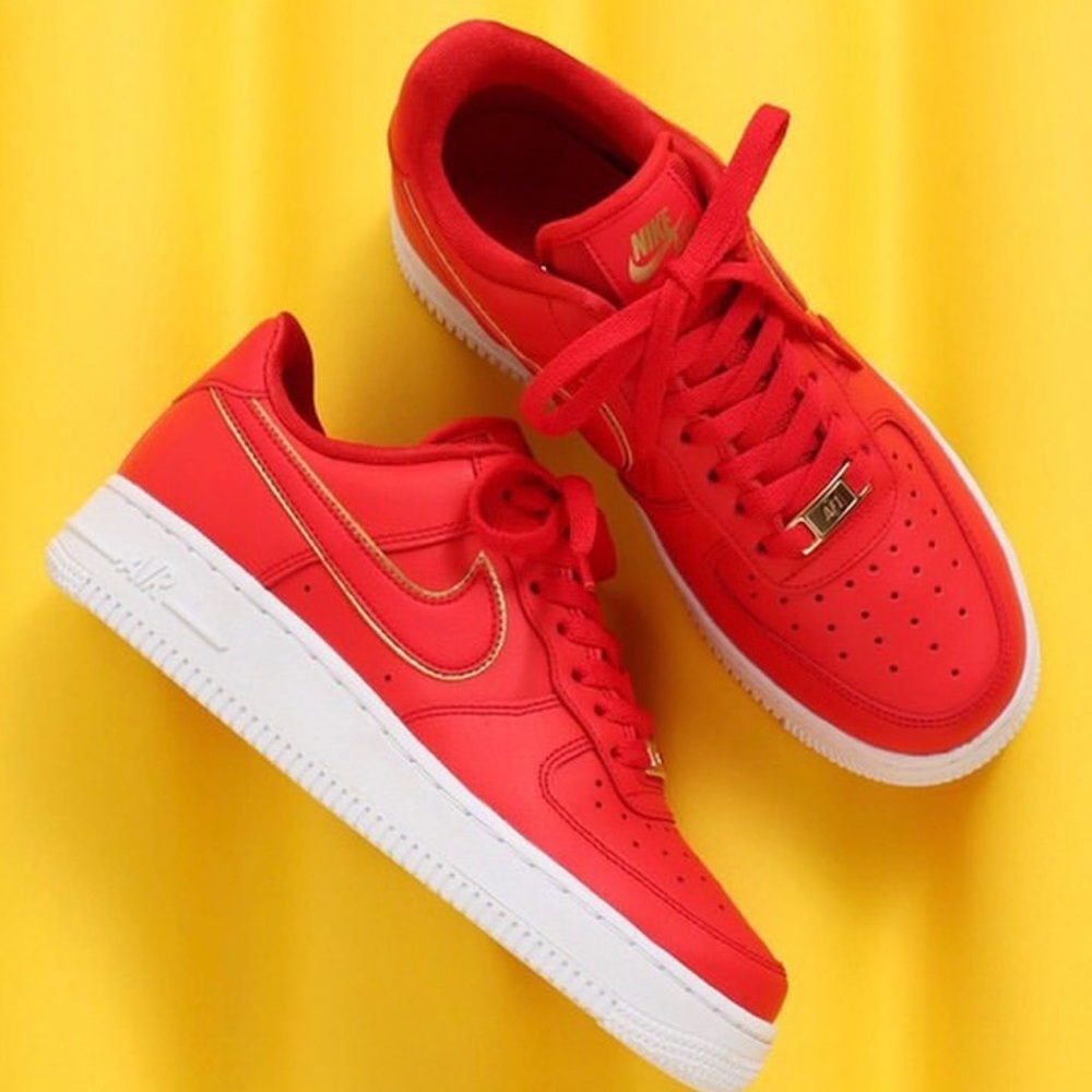Sneakers - Picture 11 of 15